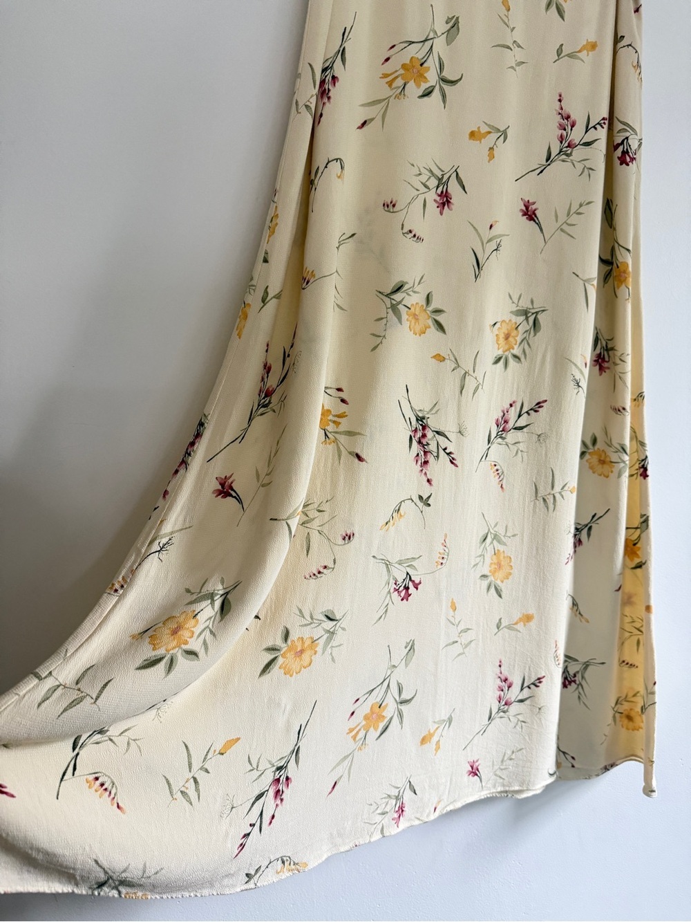 Rena Rowan Butter Yellow Maxi Skirt with Yellow&Red Floral Print VNT sise14 - Picture 3 of 8